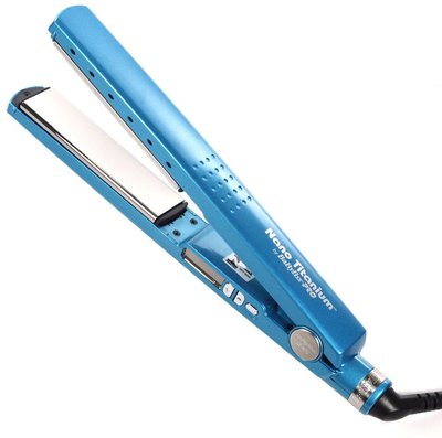 Prancha de Cabelo Nano Titanium By Roger Babyliss Pro Tradicional 450°F /220v